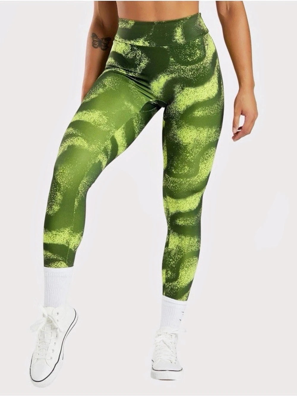 Worn once Gymshark Adapt Camo Seamless Leggings Green & Yellow size s